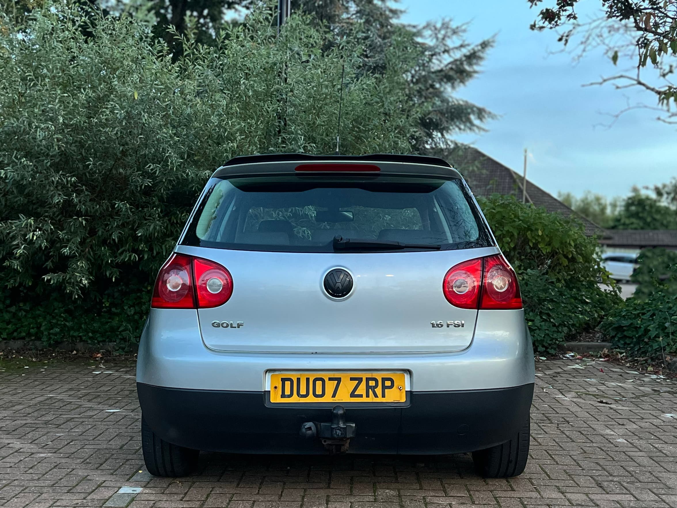 Car image 6