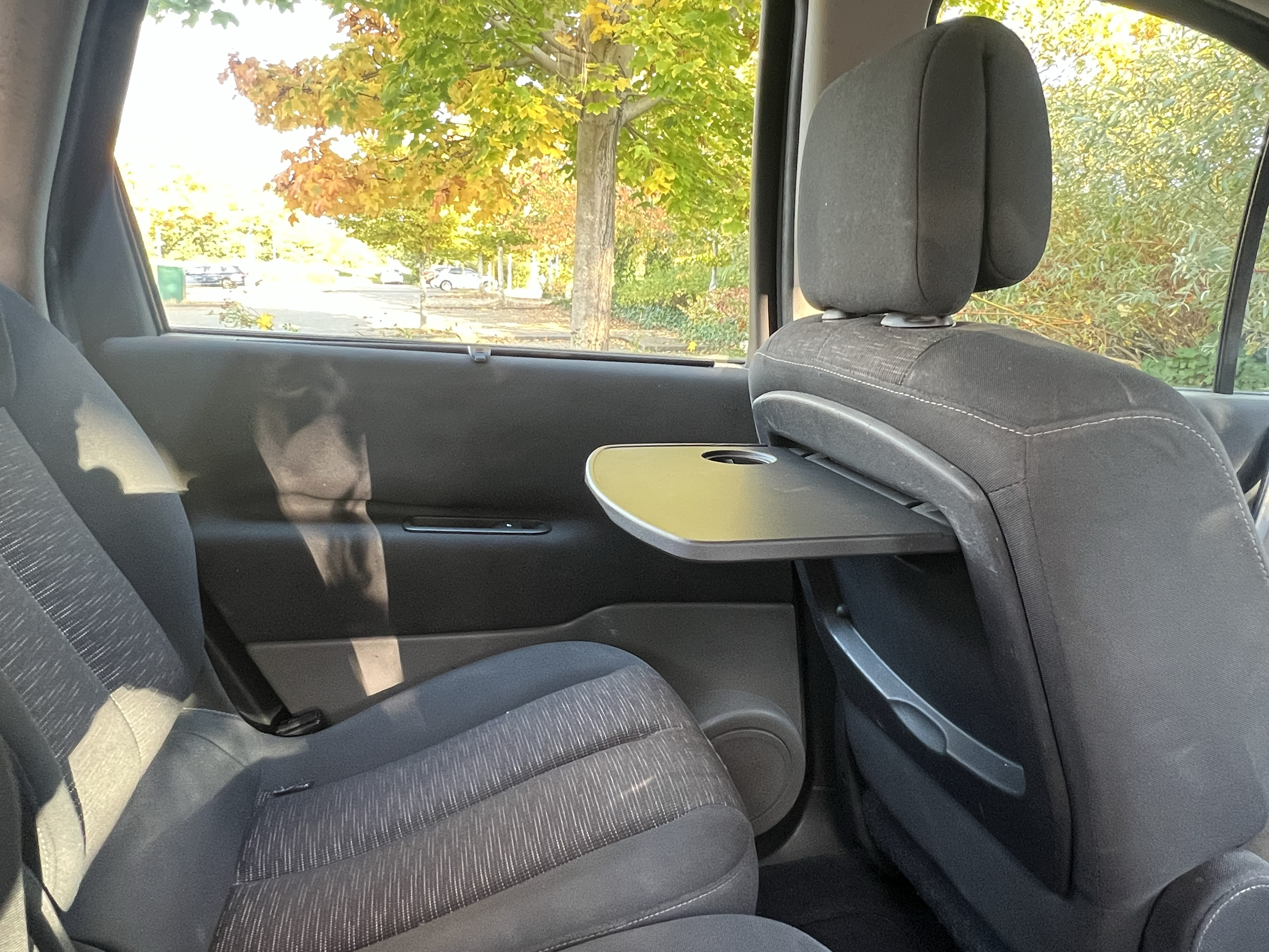 Car image 20