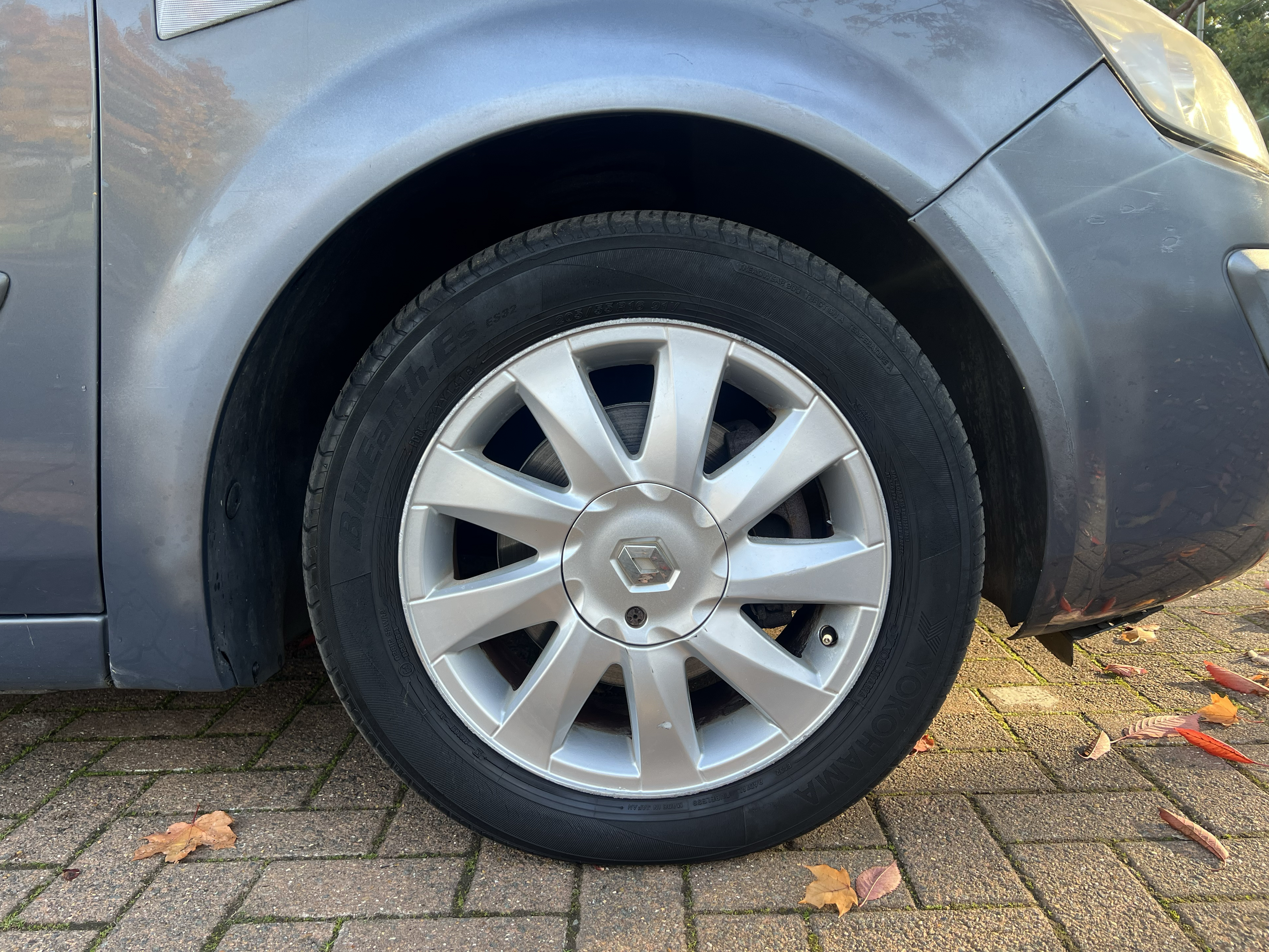 Car image 22