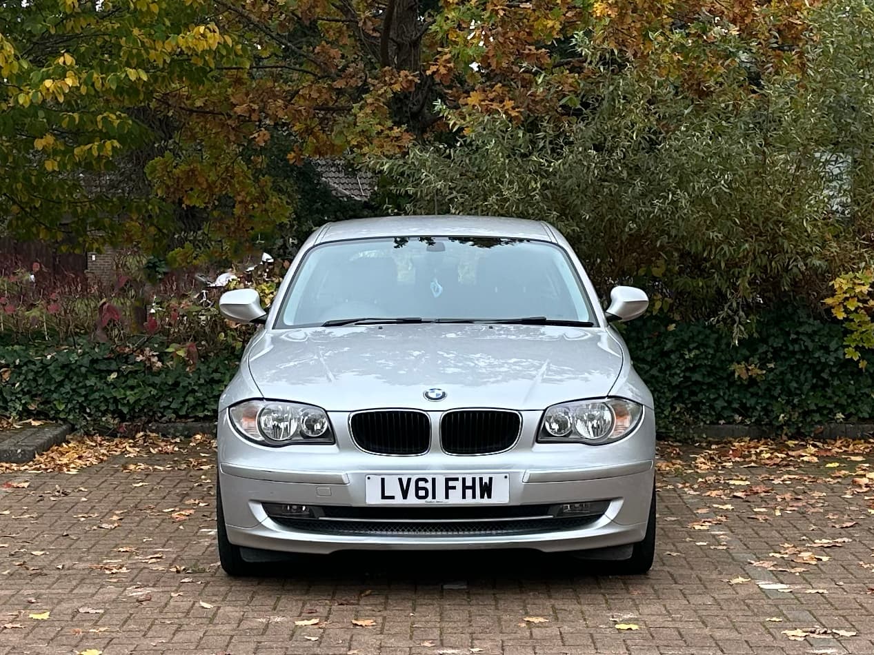 Car image 9